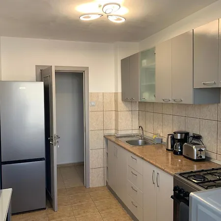 Victoriei Boulevard Private * Brasov